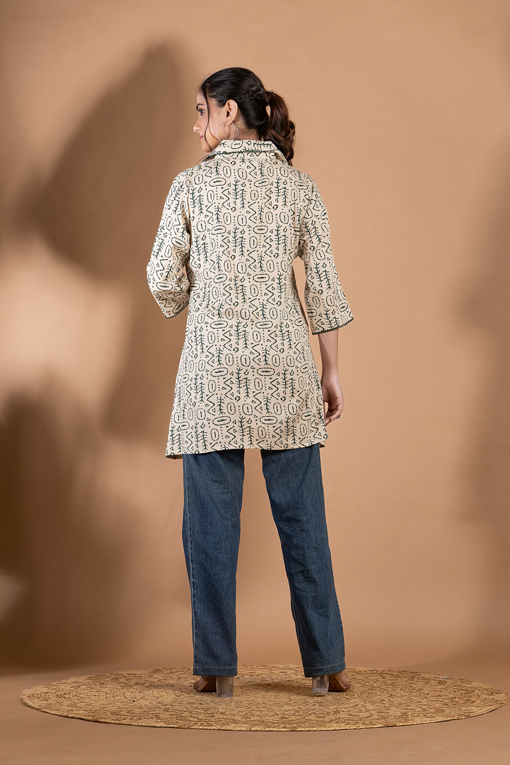Beige & Green Geometric Print Short Kurta