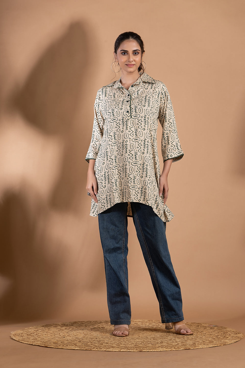 Beige & Green Geometric Print Short Kurta