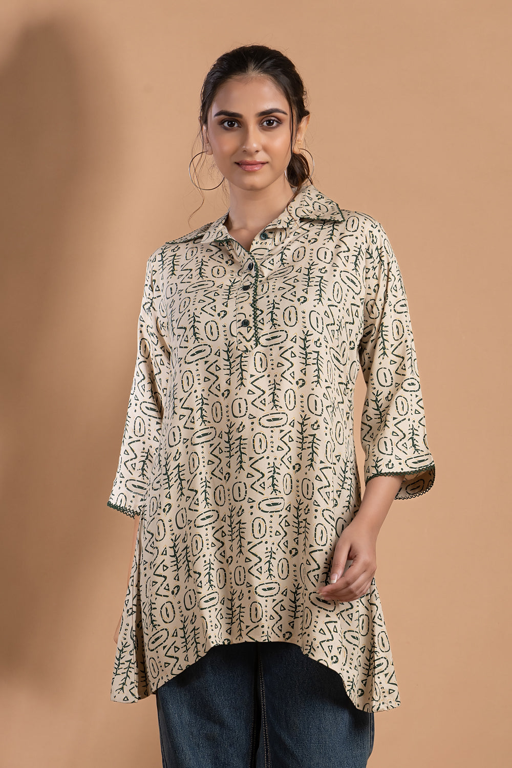 Beige & Green Geometric Print Short Kurta
