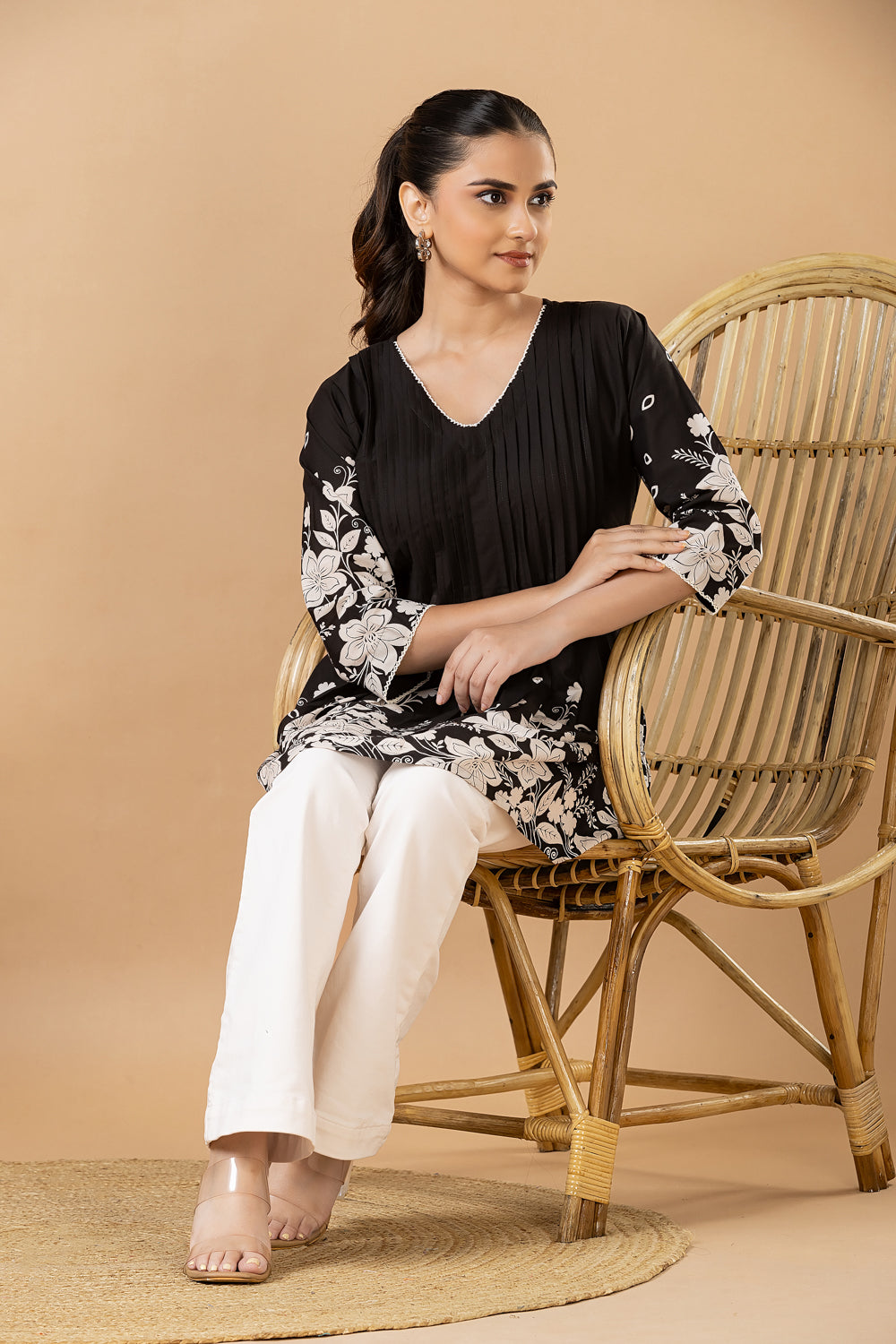 Black Floral Print Pleated Short Kurta
