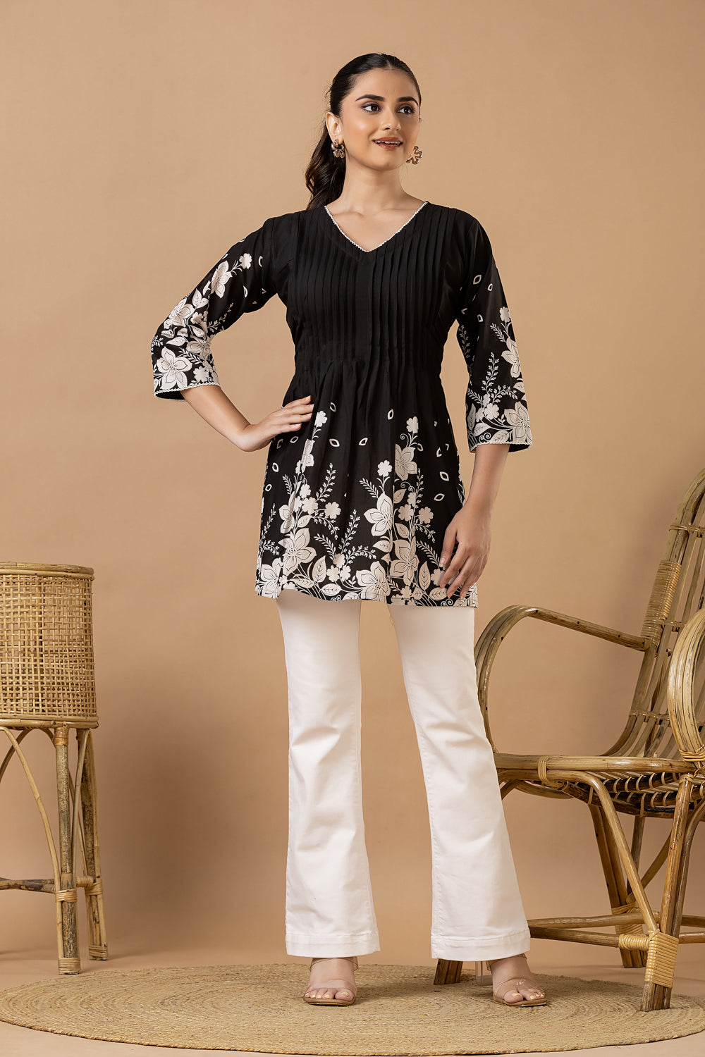 Black Floral Print Pleated Short Kurta